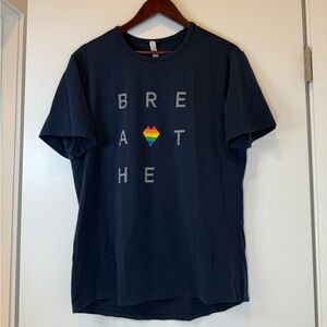 lululemon athletica Men’s Dark Blue Breathe Tee